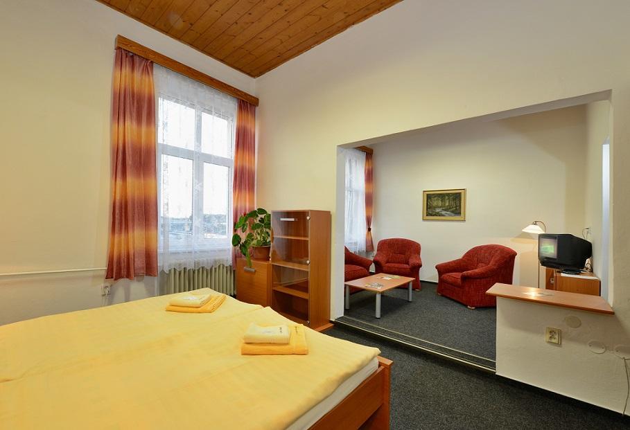 Hotel Slavia Табор Екстериор снимка